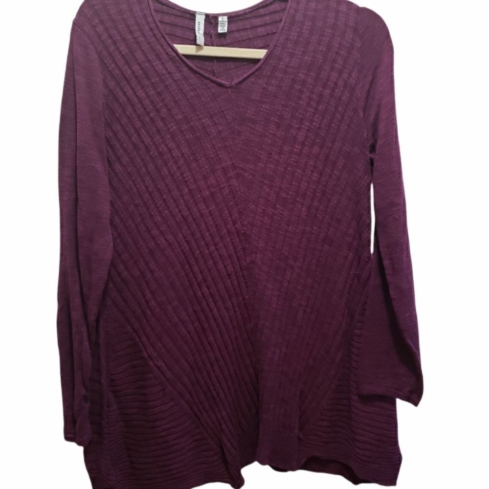 Beatrix Plum swester. L , long sleeve